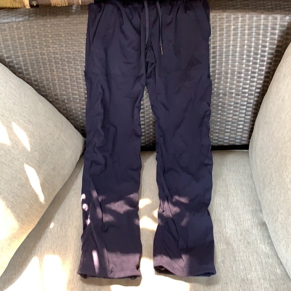 Dance Studio Unlined Pant 32" LULULEMON size 2 - Picture 3 of 5